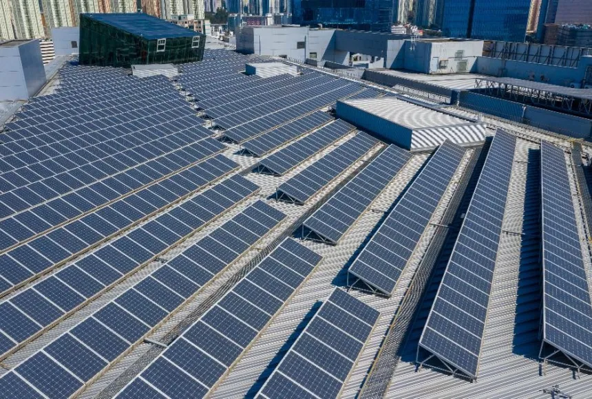 Dyrektywa w sprawie charakterystyki energetycznej budynków zmienia zasady gry – fotowoltaika staje się częścią szerszej transformacji