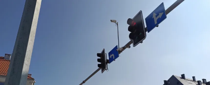 Projektowanie i budowa systemów zarządzania ruchem drogowym