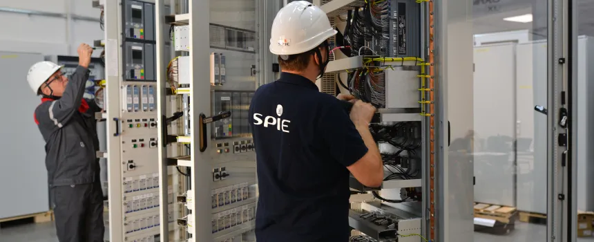 Prefabrykacja szaf automatyki