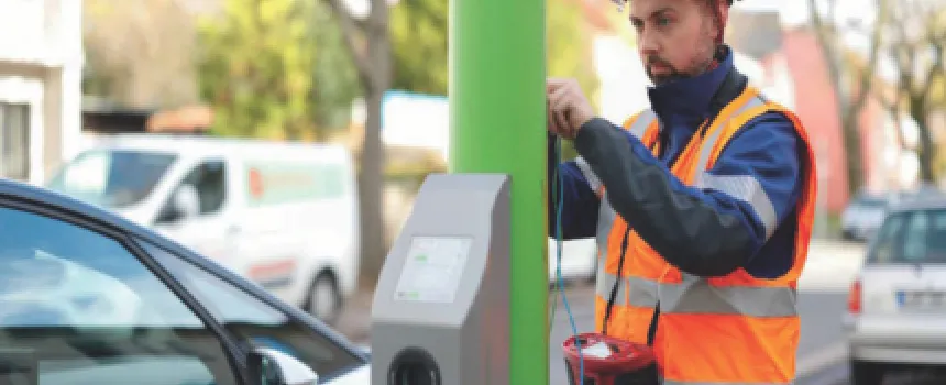 Serwis i utrzymanie stacji ładowania