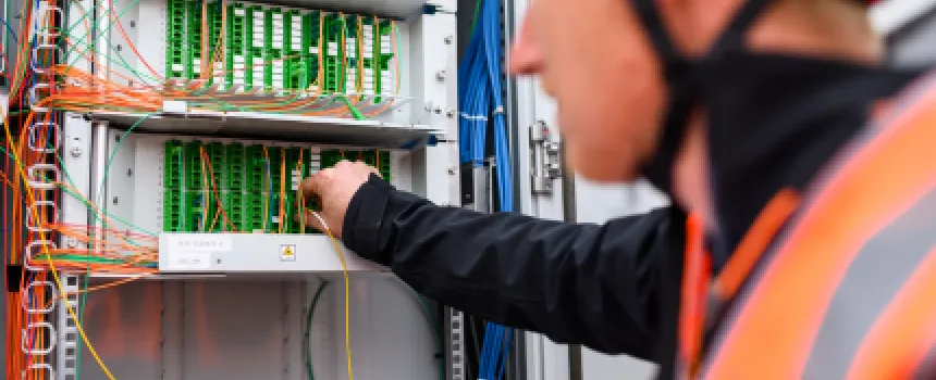 Utrzymanie i serwis sieci światłowodowych
